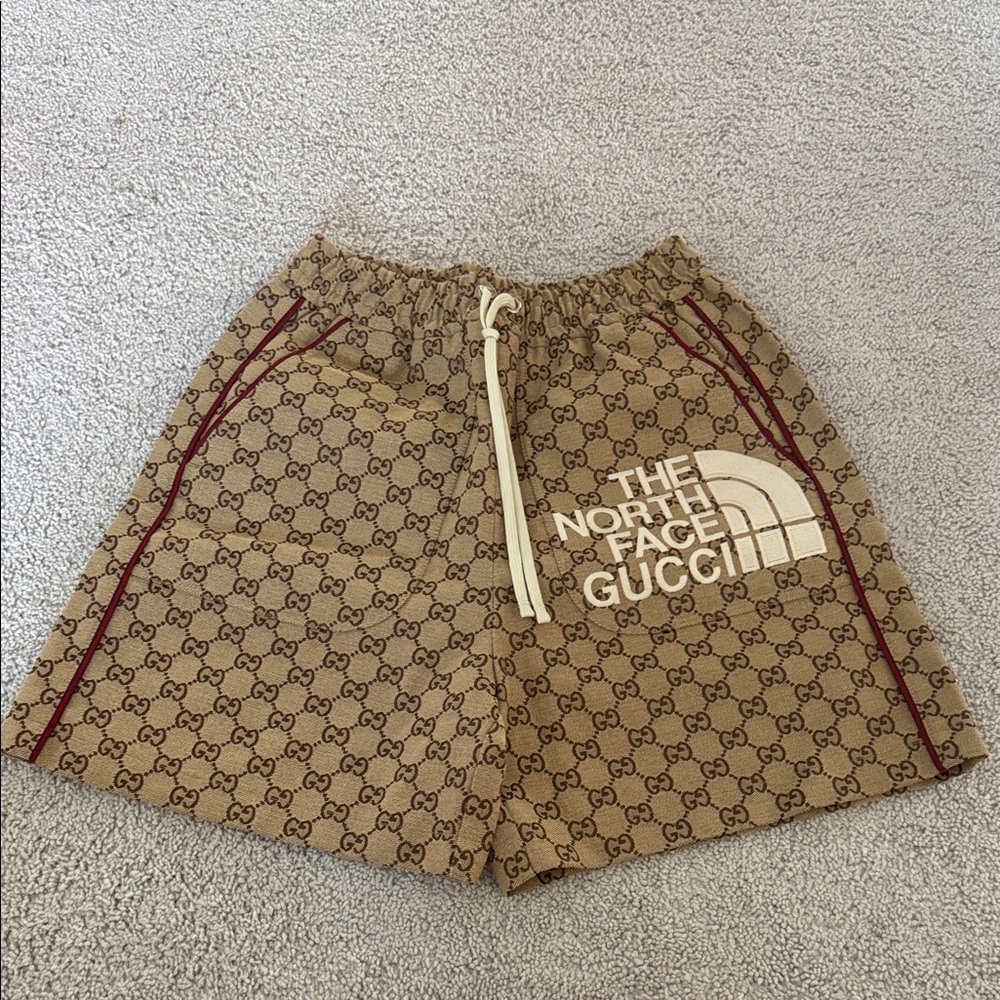 The Northface x Gucci Shorts Size XS